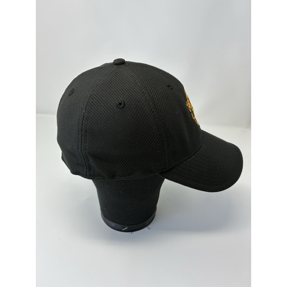 New Era 39THIRTY Manchester United Hat Black Mesh Stretch‎ Fit Medium-Large - Picture 2 of 8